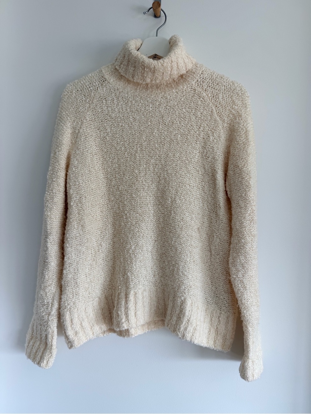 Club Monaco Cream Turtleneck Wool Bouclé Sweater